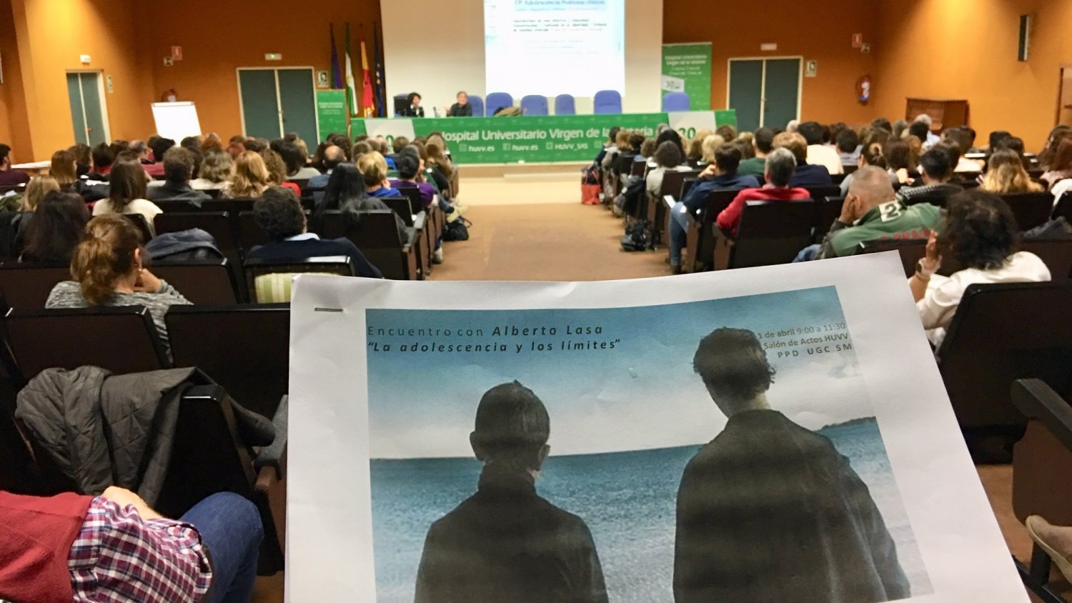 Profesionales sanitarios se reunen en el encuentro 'Adolescencia y Límites'
