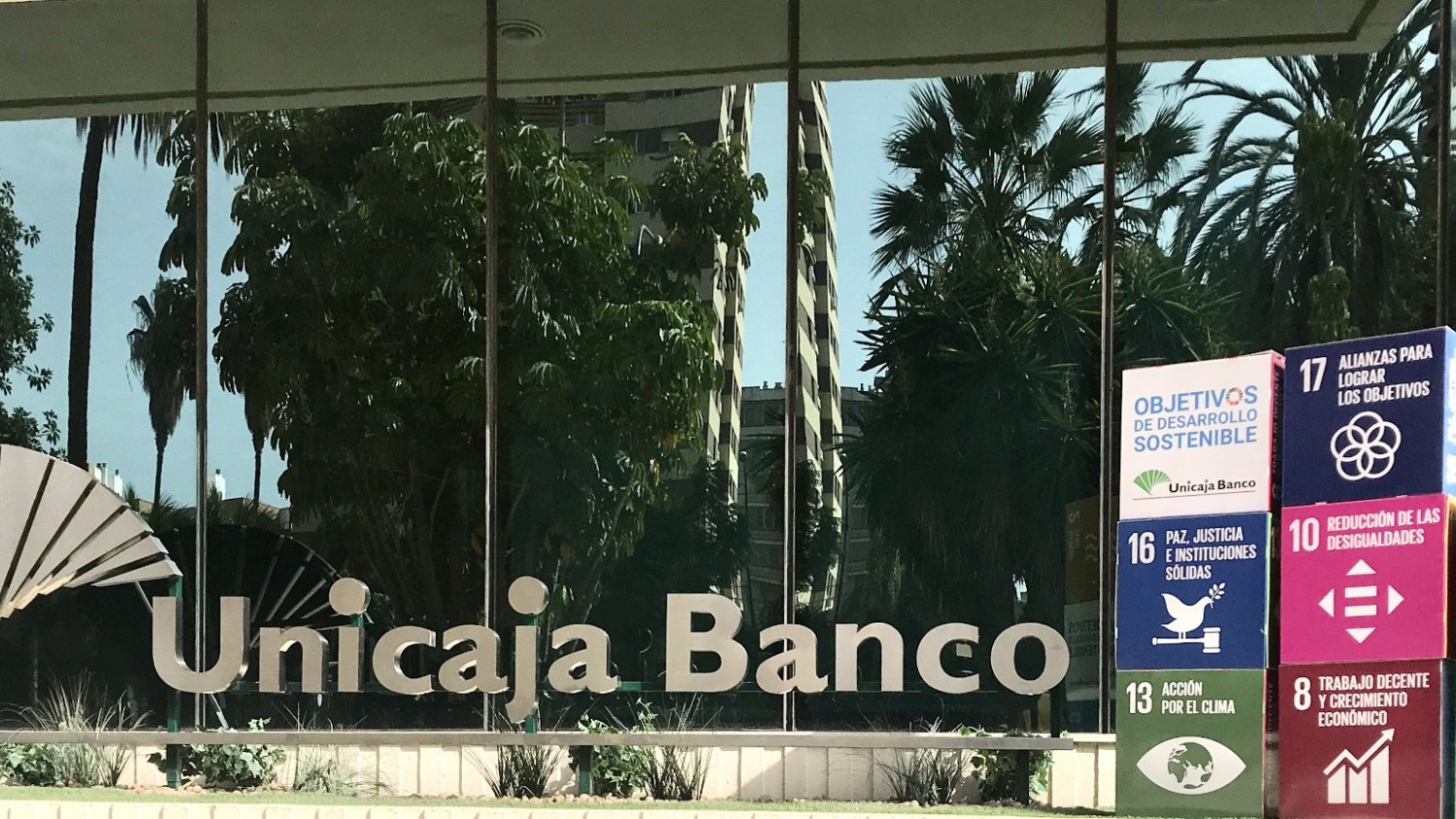 Unicaja Banco firma un acuerdo con la Fundación Biodiversidad para apoyar y facilitar financiación