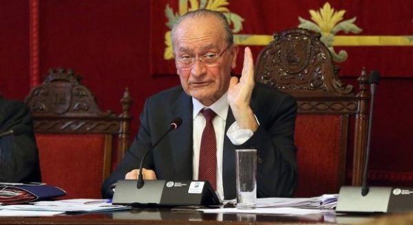 Francisco de la Torre no entiende como Pérez le propone un cara a cara con tanta antelación