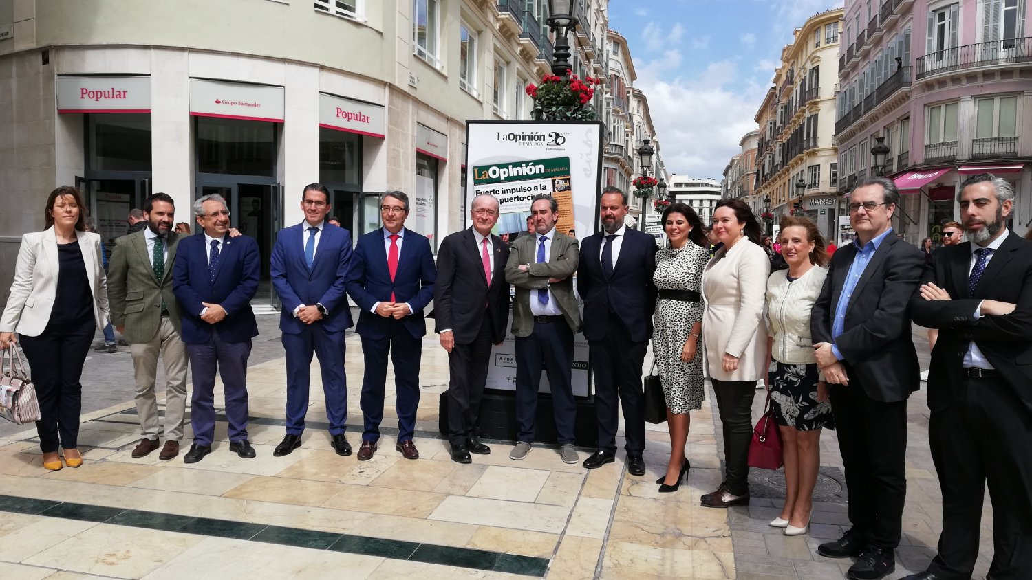 Calle Larios acoge una exposición por el XX aniversario de la Opinión de Málaga