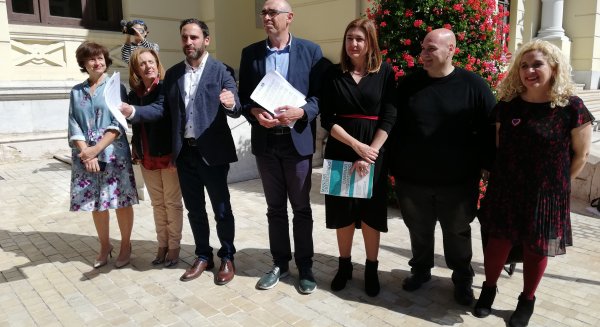 Málaga Ahora, PSOE e IU-Málaga para la Gente censuran la actitud que el PP mostró en el Pleno Extraordinario