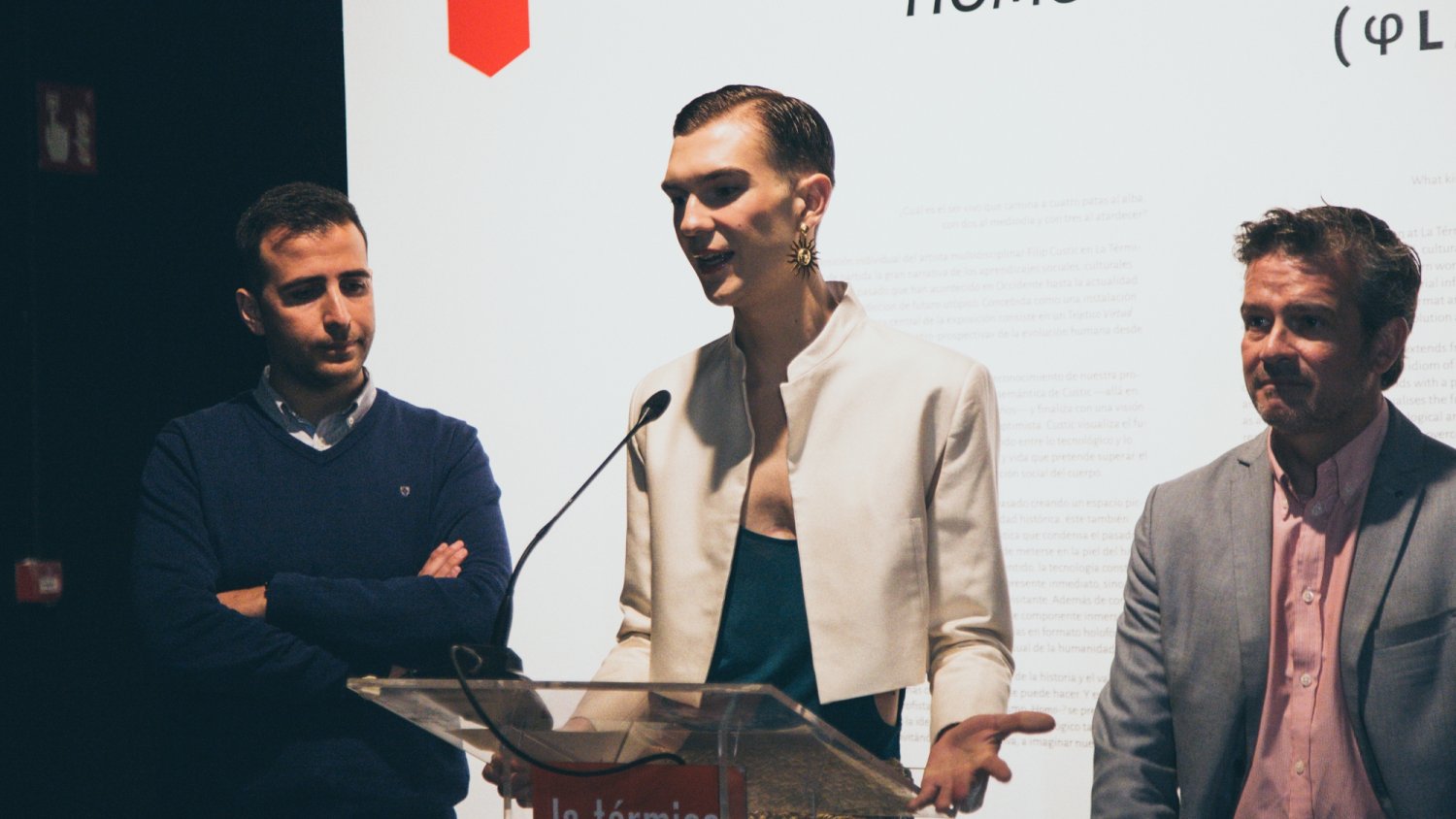 Filip Custic reinterpreta la evolución humana en su exposición 'Homo-?' en La Térmica