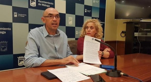 IU-MpG reclama medidas para acabar con el turismo de bajo coste