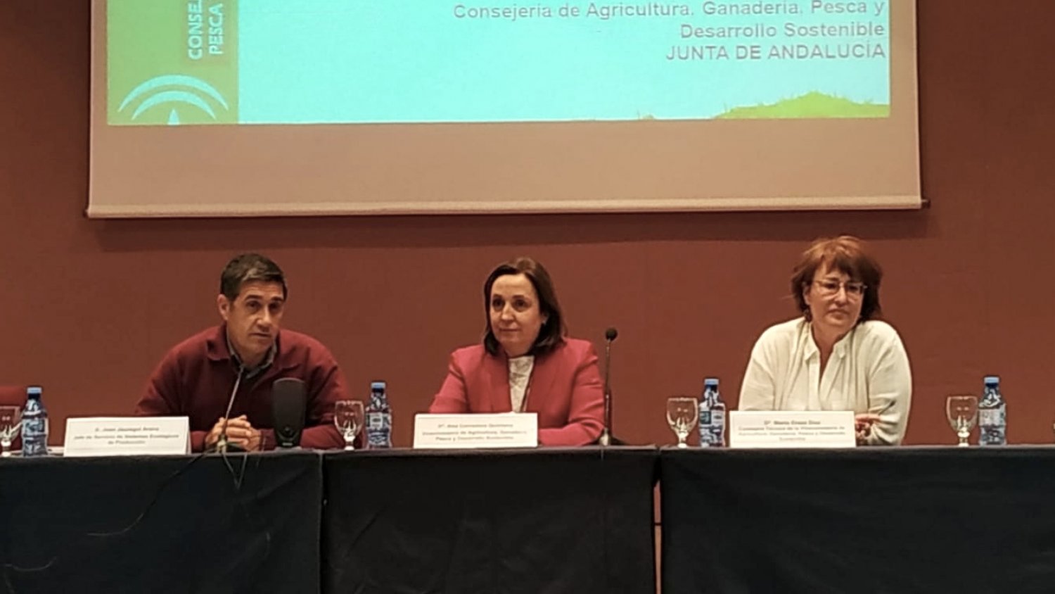 La Consejería de Agricultura muestra su apoyo a las mujeres del medio rural