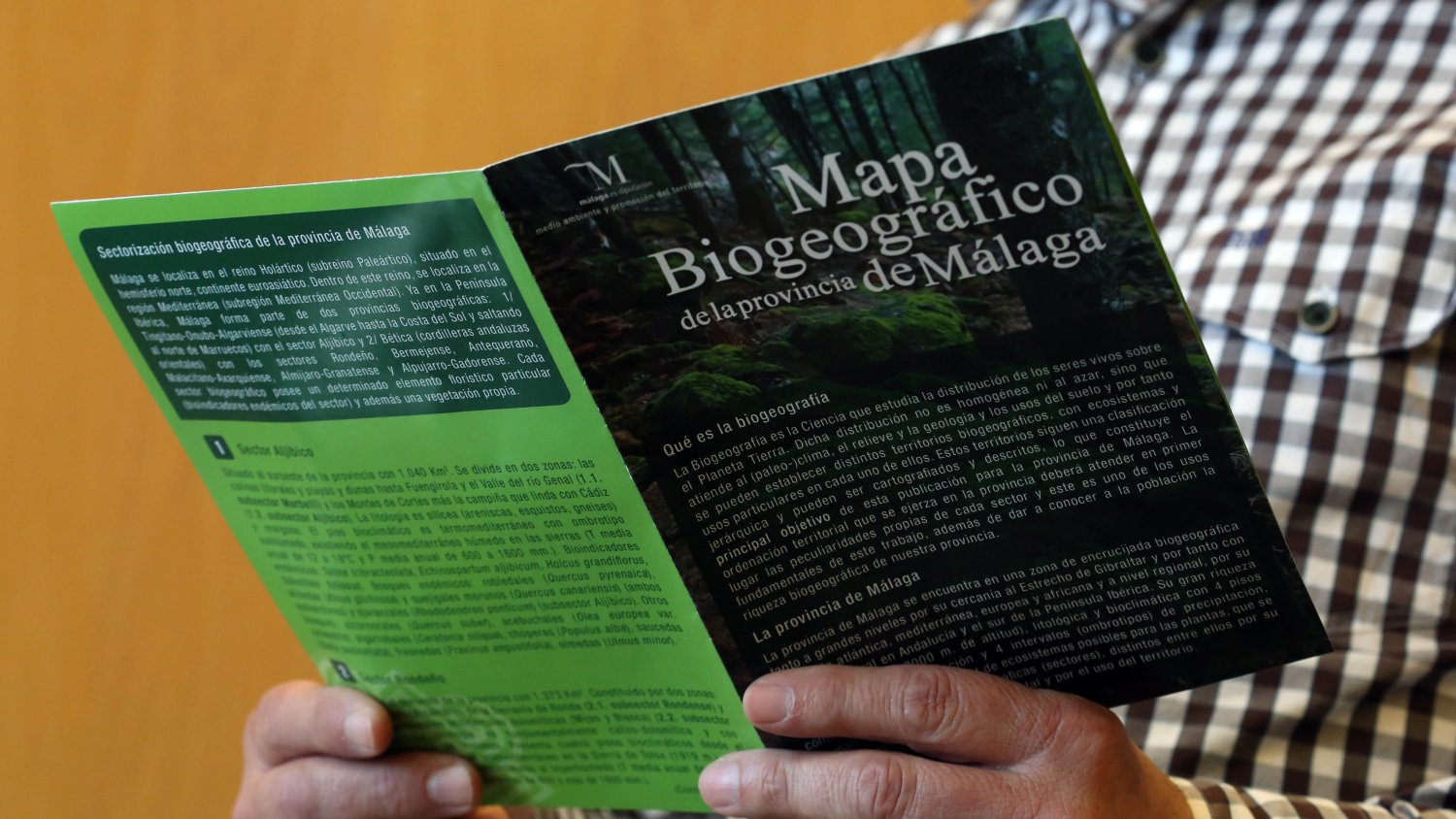 La Diputación y la UMA editan un mapa para poner en valor la diversidad botánica