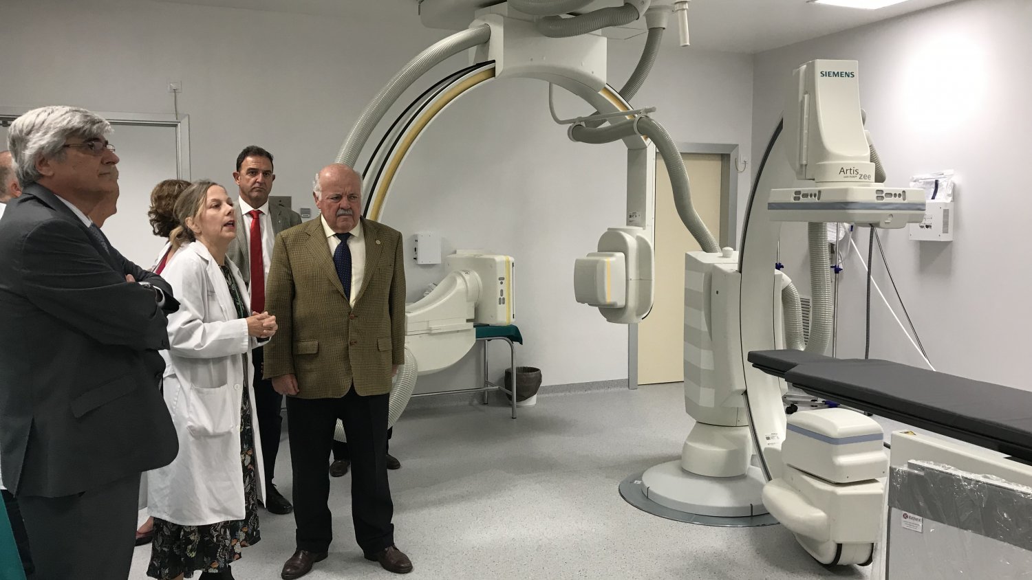 El Hospital Regional de Málaga instala un equipo biplano para tratar patologías neurovasculares