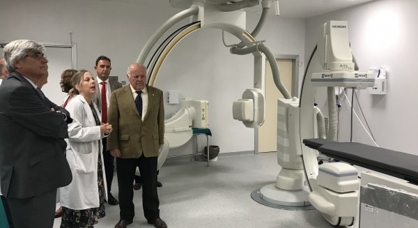 El Hospital Regional de Málaga instala un equipo biplano para tratar patologías neurovasculares