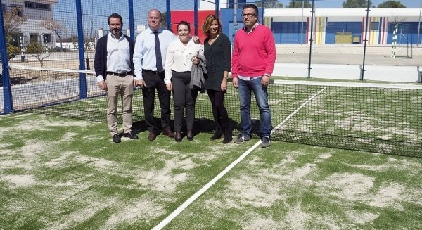 Cartaojal cuenta con una nueva pista de padel al servicio de todos sus habitantes