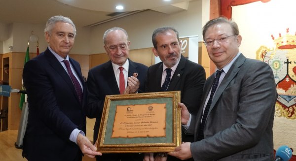 Francisco Javier Orduña recibe el premio 'Jurista del año' del Colegio de Abogados de Málaga y la Fundación Manuel Alcántara