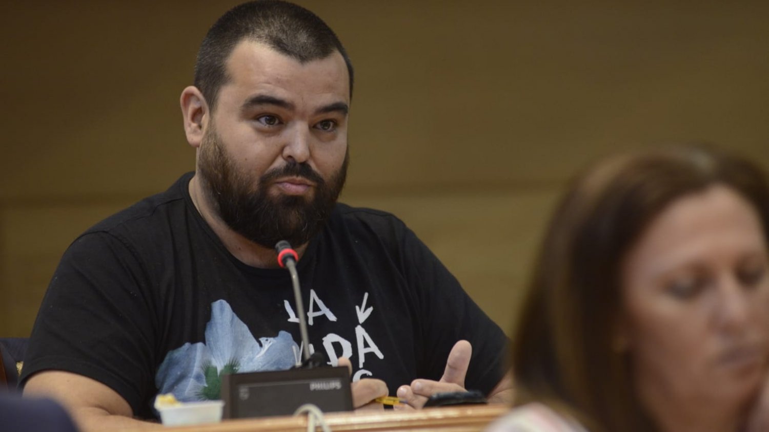 Podemos pide al alcalde que deje de 