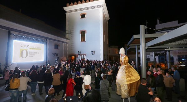 El Centro de Artes Escénicas La Alcoholera de San Pedro Alcántara albergará 13 espectáculos