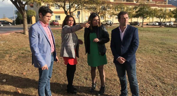 El PSOE pide a la Diputación de Málaga que cree una rotonda de acceso a Torrealquería