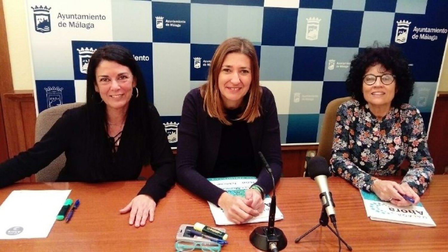 El Ayuntamiento da la espalda al feminismo