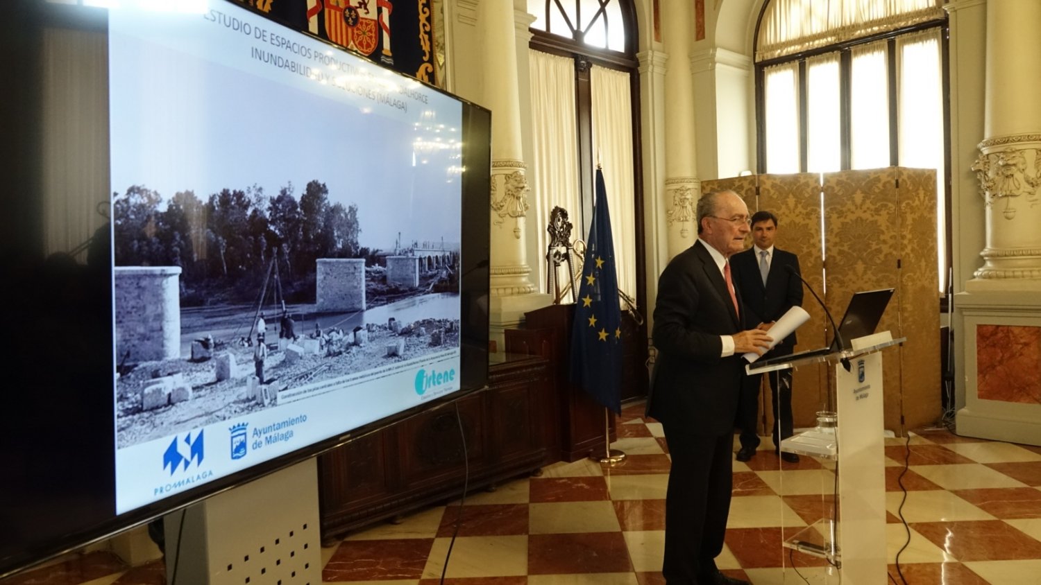 El Ayuntamiento presenta un estudio para reducir la inundabilidad del río Guadalhorce