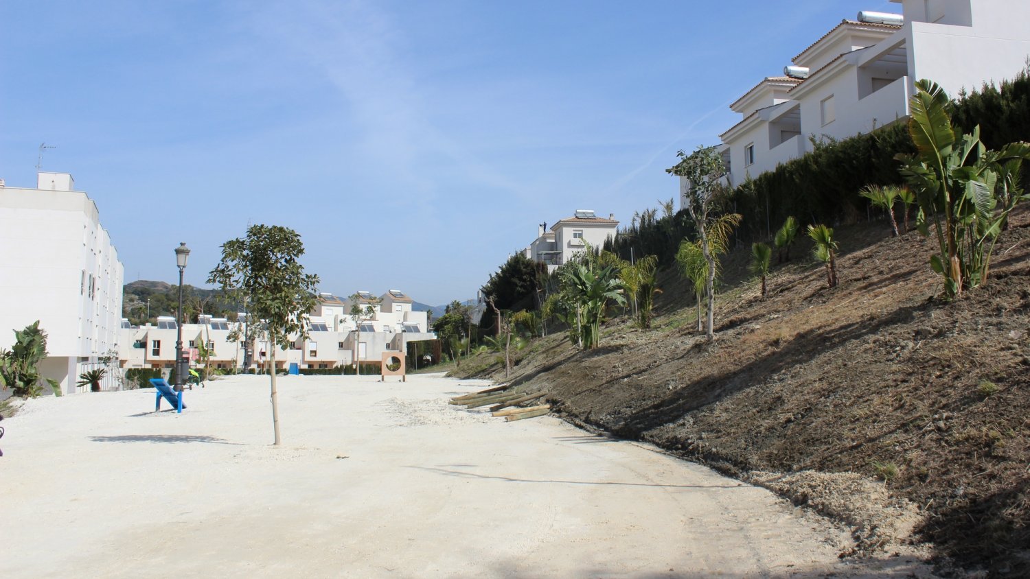 Finalizan las obras del tercer parque canino en Estepona