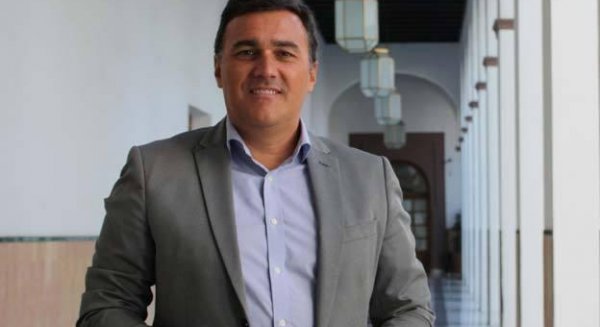 Carlos Hernández: “La puesta en marcha del ‘Cep@l’ permitirá una Administración local más cercana al ciudadano y más transparente”