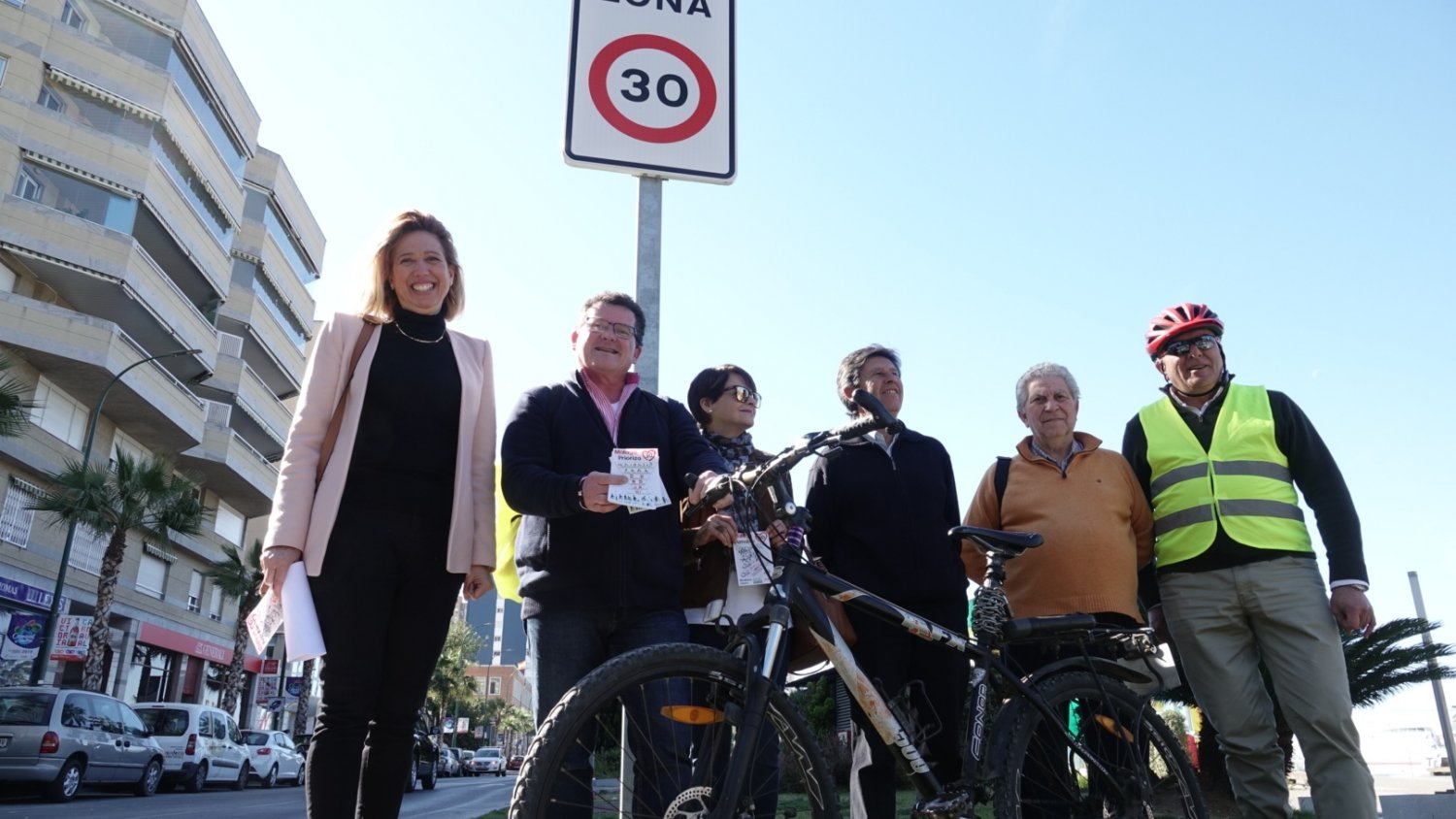 El Ayuntamiento refuerza las zonas 30 de la ciudad como vías ciclables