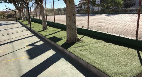 Torremolinos abre las pistas deportivas municipales de El Pinillo en Semana Blanca