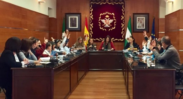 Escolares participan en el Pleno del Consejo de la Infancia y la Adolescencia