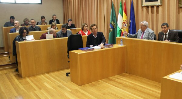 Vélez-Málaga solicita el voto secreto para las personas con discapacidad visual en las elecciones municipales
