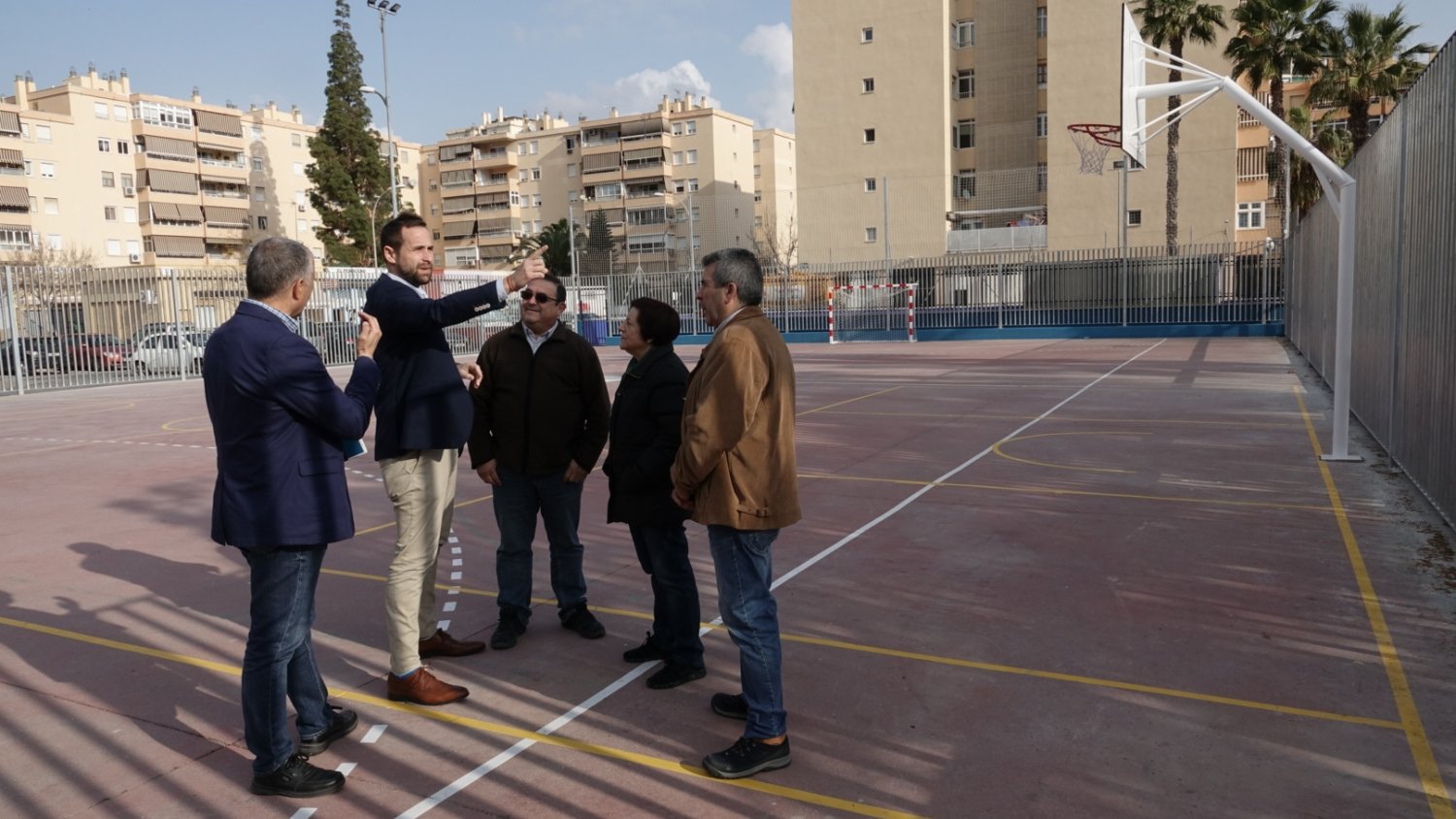 Se destinan cerca de 340.000 euros a la remodelación de pistas deportivas de Carretera de Cádiz