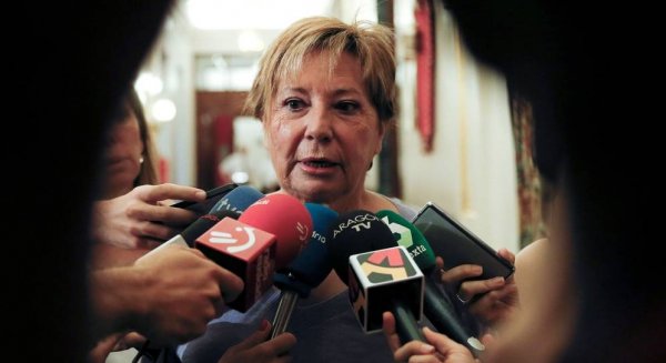 Celia Villalobos deja la política