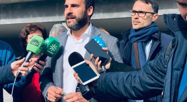 Daniel Pérez pide a De la Torre que convoque el pleno extraordinario antes del domingo