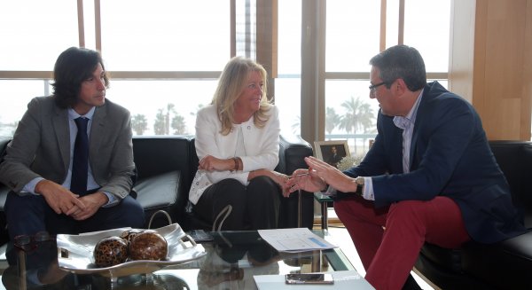 La alcaldesa se reúne con el nuevo presidente de la Diputación Provincial