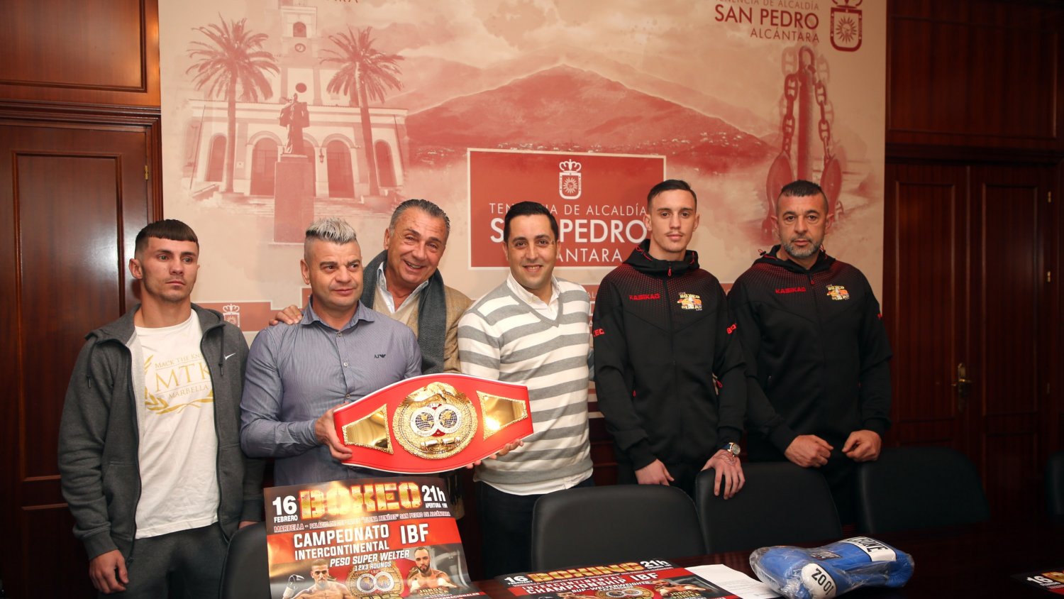 El Palacio de Deportes Elena Benítez acogerá mañana el Campeonato Intercontinental IBF de Boxeo