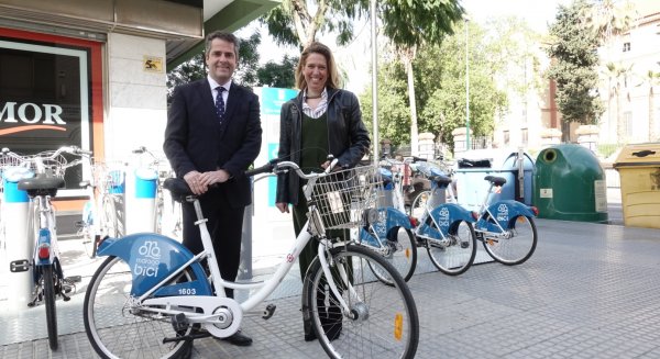 El Ayuntamiento ofrece el alta y el seguro gratuito a los nuevos usuarios del sistema de préstamo de bicicletas