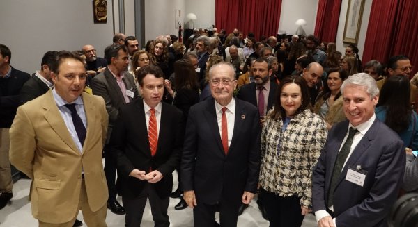 'Málagacon' reúne a medio centenar de profesionales médicos para promover la celebración de congresos