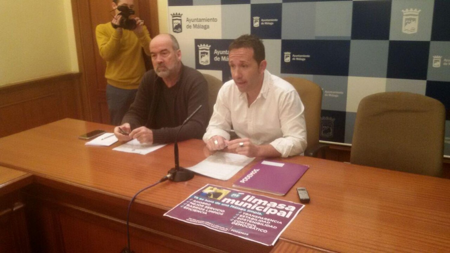 Podemos exige al alcalde que llegue a acuerdos con el comité de empresa para municipalizar Limasa