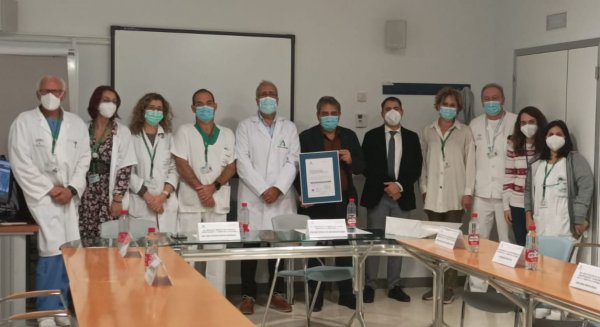 La unidad de Endocrinología y Nutrición del Hospital Clínico recibe la certificación de calidad ‘Óptima’