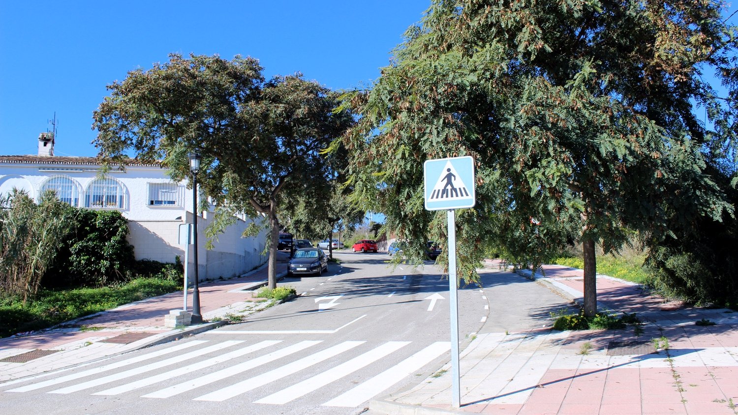Estepona finaliza las obras de acondicionamiento de varios  viales en la zona de Cuesta de Ronda