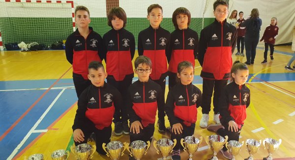 El Goju Ryu Torremolinos consigue once medallas en el campeonato provincial de karate