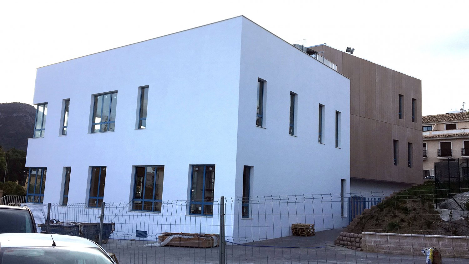 El PSOE propone nuevas salas de estudio en espera de que abra la nueva biblioteca