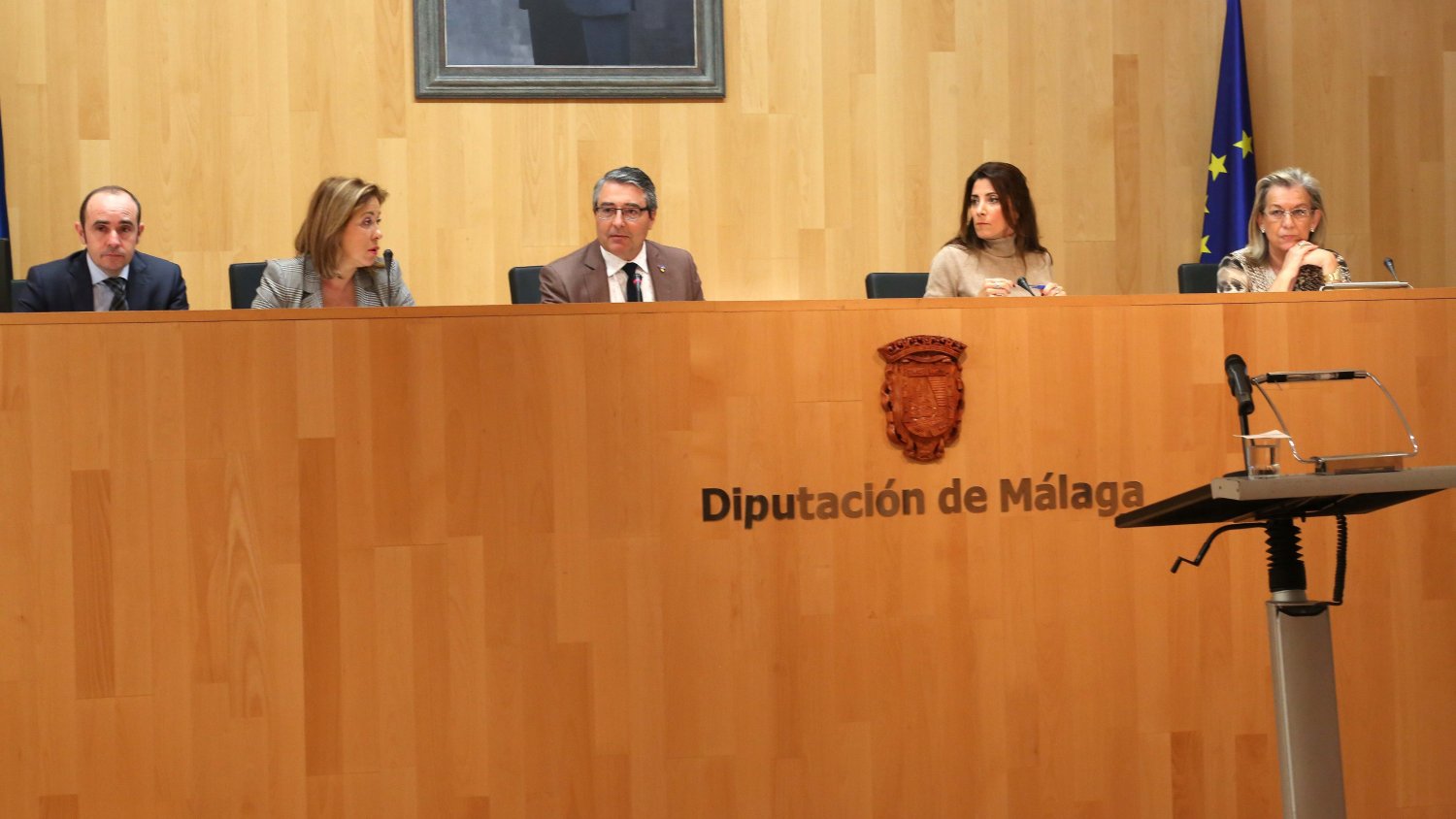 La Diputación aprueba la entrada en vigor de los primeros presupuestos de la deuda cero