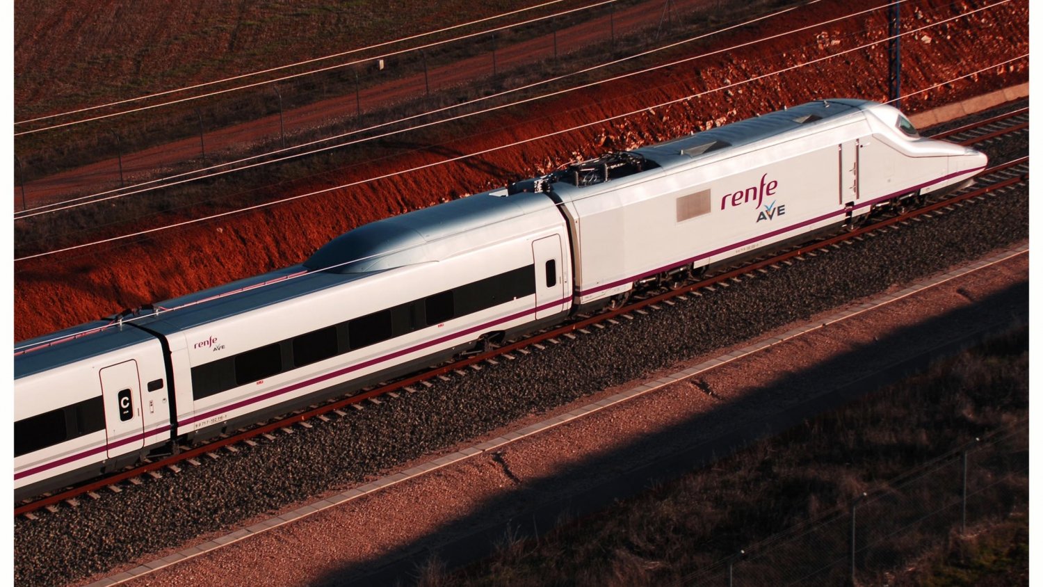 Más de 2,5 millones de viajeros utilizaron los trenes Ave Madrid-Málaga el año pasado