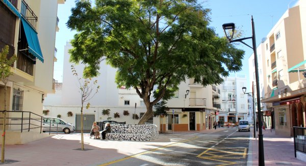 Estepona concluye las mejoras del entorno de la iglesia San José