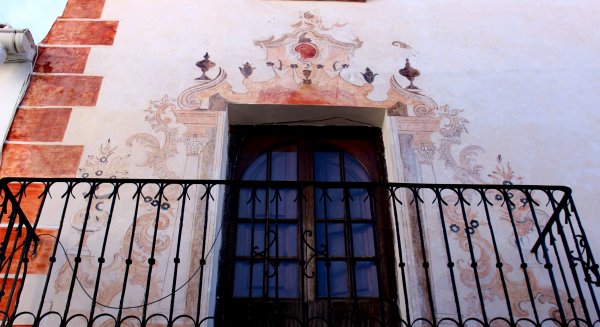 Estepona recupera una pintura mural del siglo XVIII