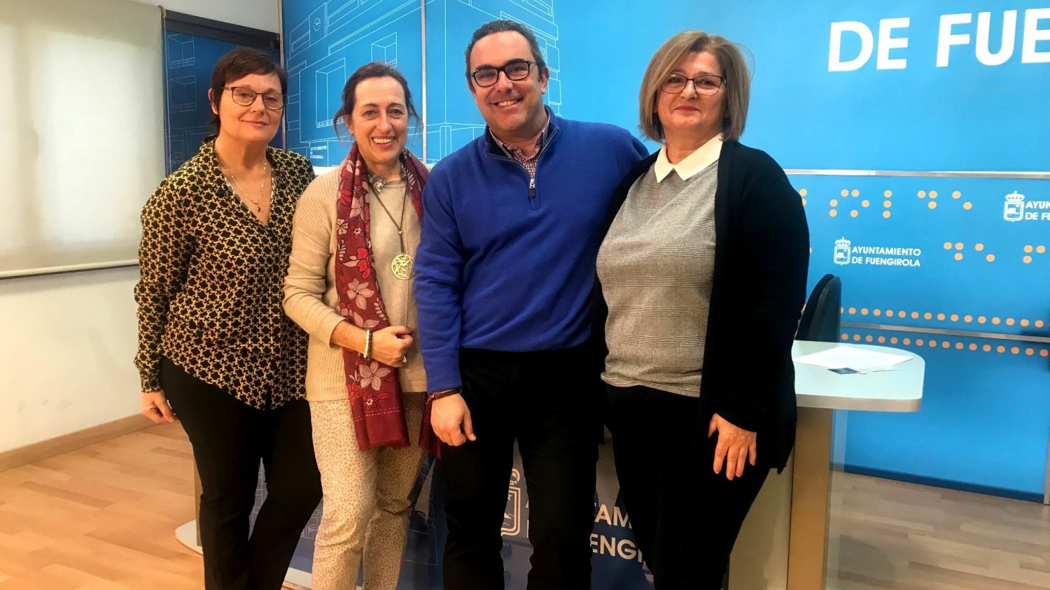 Este jueves en la biblioteca Cervantes, presentación del libro de poemas “Los días se suceden”