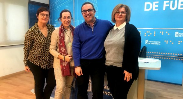 Este jueves en la biblioteca Cervantes, presentación del libro de poemas “Los días se suceden”