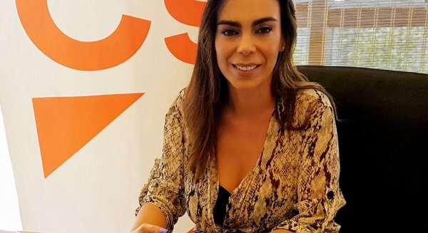 Ciudadanos arranca el compromiso de Diputación de ampliar la red de viviendas de acogida