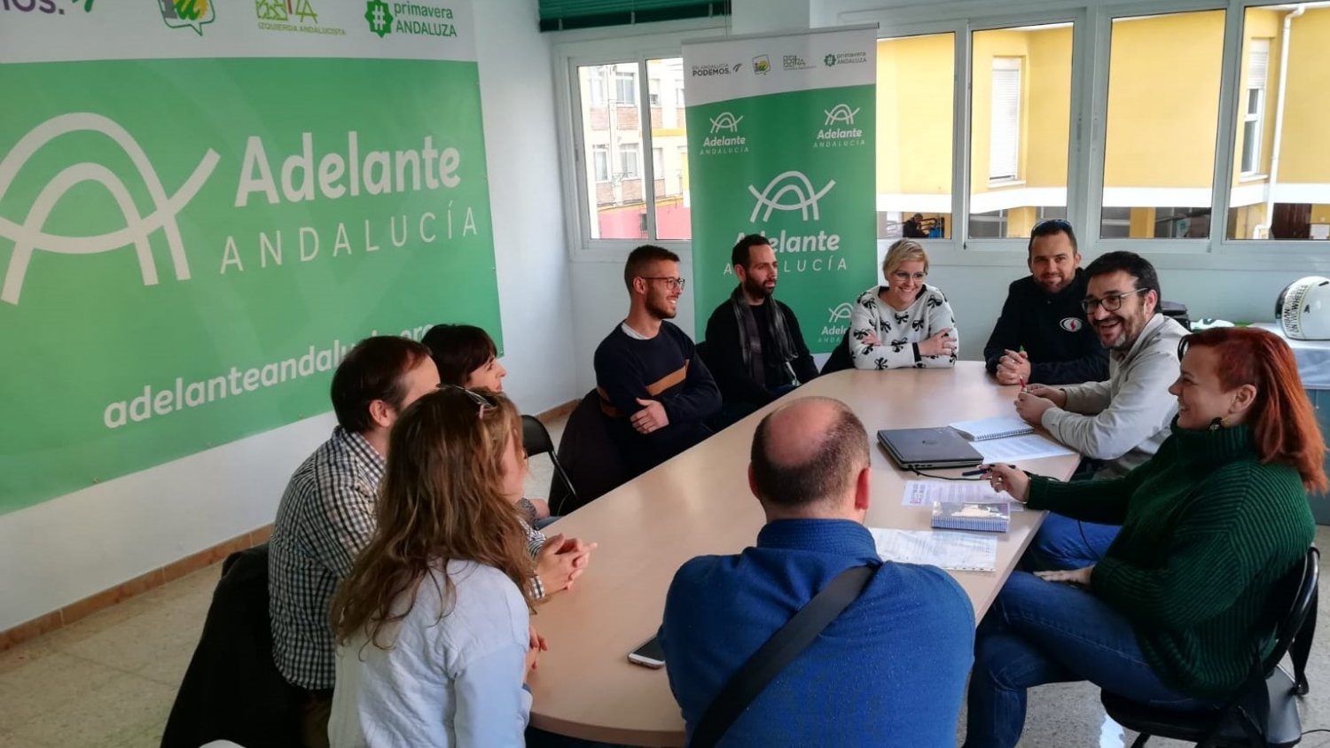 Cerca de un centenar de opositores sigue esperando su plaza en la Administración