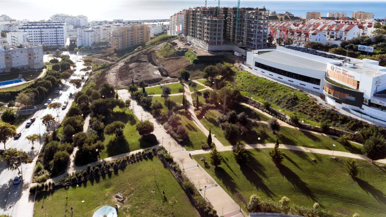 Estepona inicia la obra del mayor tobogán urbano de España