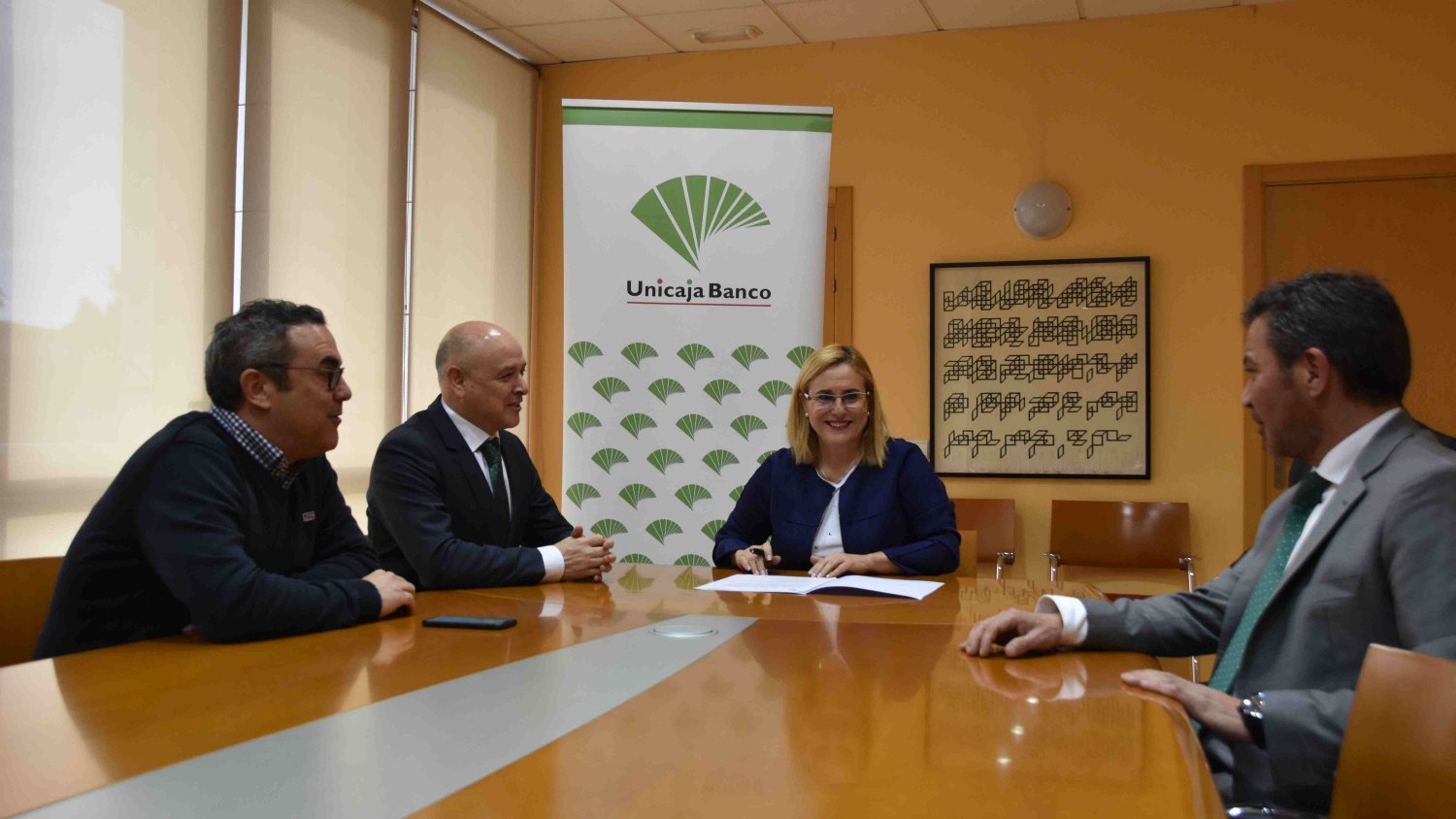 Renovado el acuerdo de patrocinio de Unicaja Banco al Marenostrum Music Castle Park