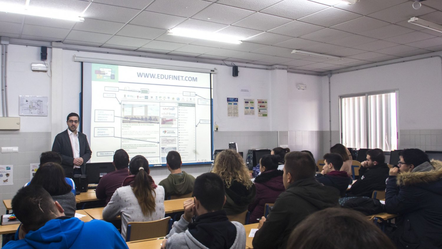 Unicaja vuelve a acercar la educación financiera a alumnos de Ciclos Formativos de Grado Superior