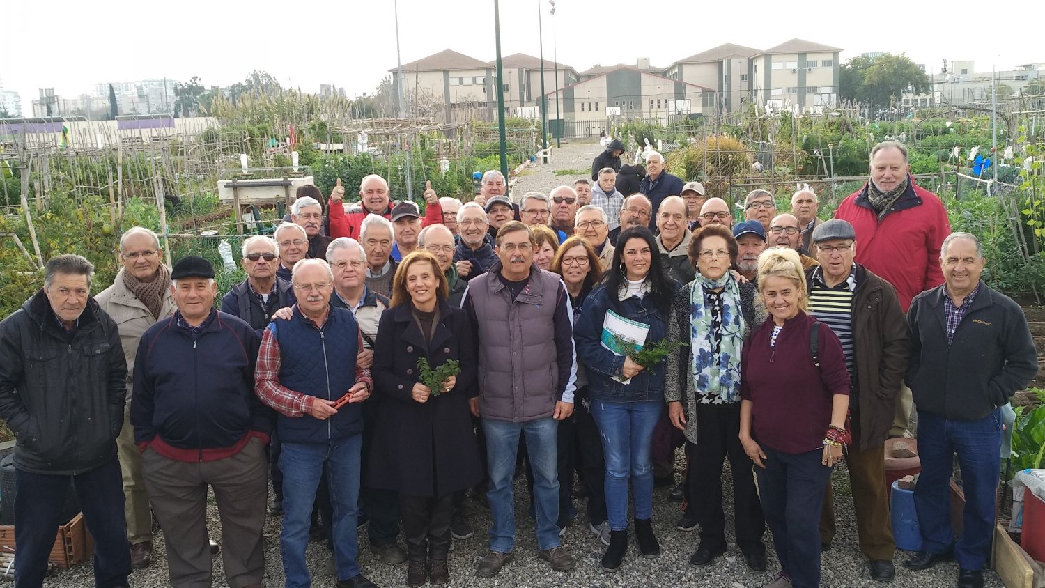 PSOE, Málaga Ahora y Málaga para la Gente exigen una prórroga de dos años en la gestión del huerto urbano