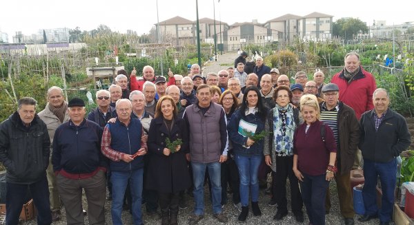 PSOE, Málaga Ahora y Málaga para la Gente exigen una prórroga de dos años en la gestión del huerto urbano