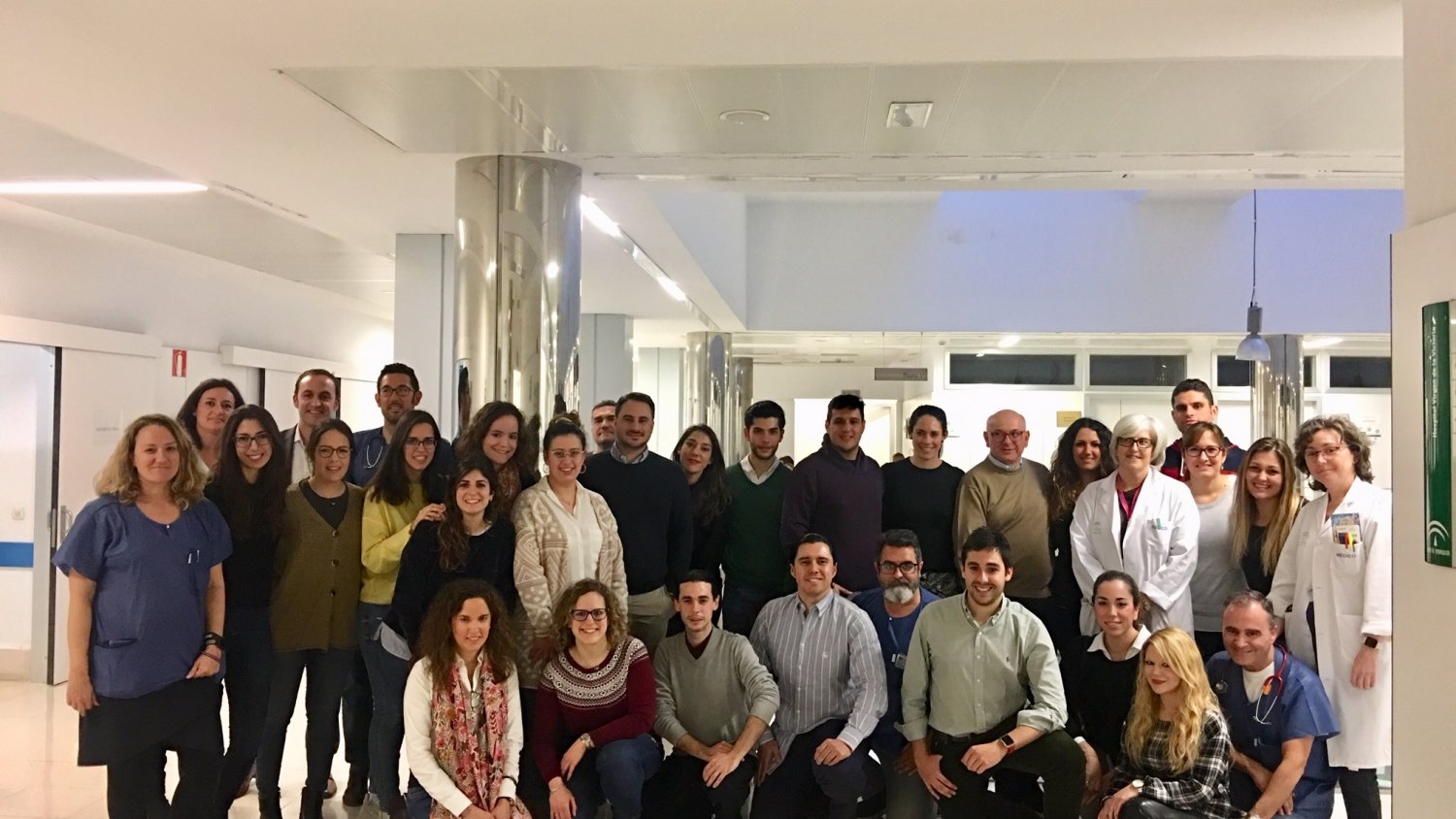 Profesionales de urgencias mejoran su capacitación so-bre ecografía básica